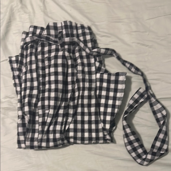 Sezane Arthur Pants in white/black gingham - Picture 4 of 5